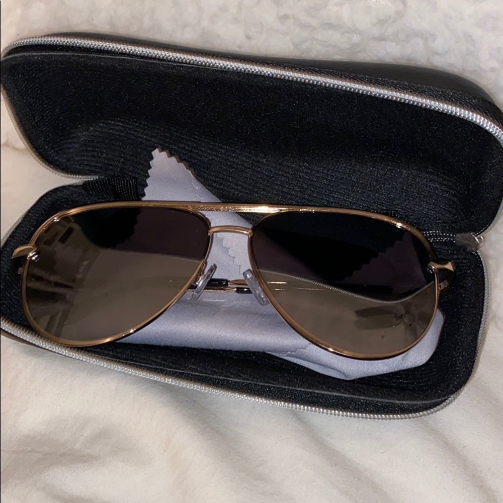 Steve Madden oversized sunglasses